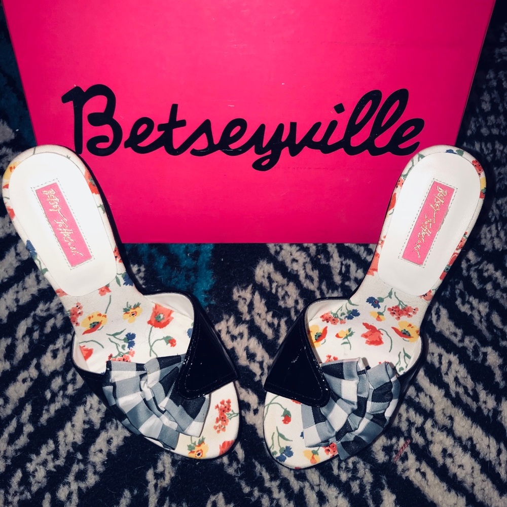 Betsey Johnson peep-toe heels